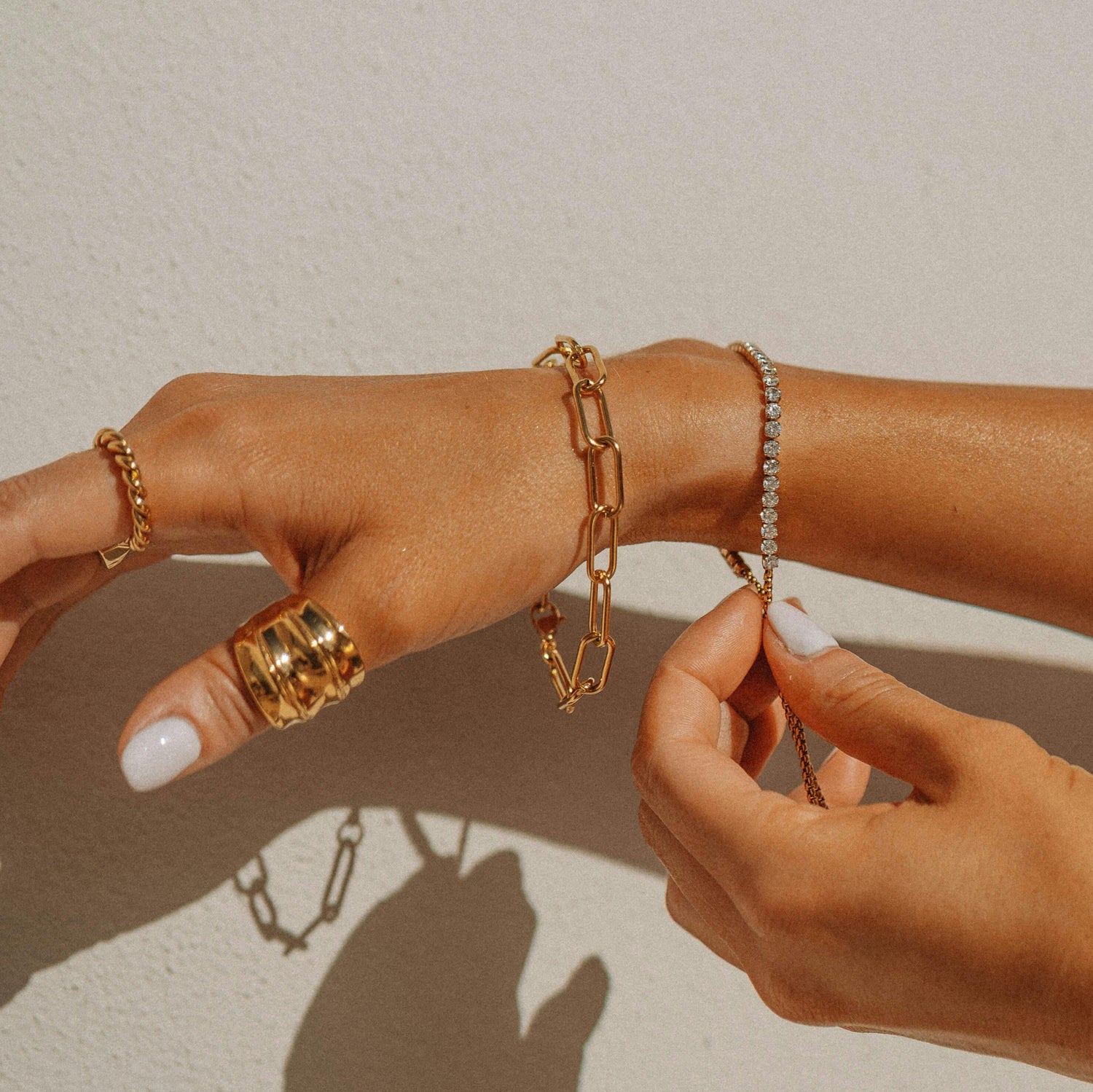 women_men_online_shop_jewelry