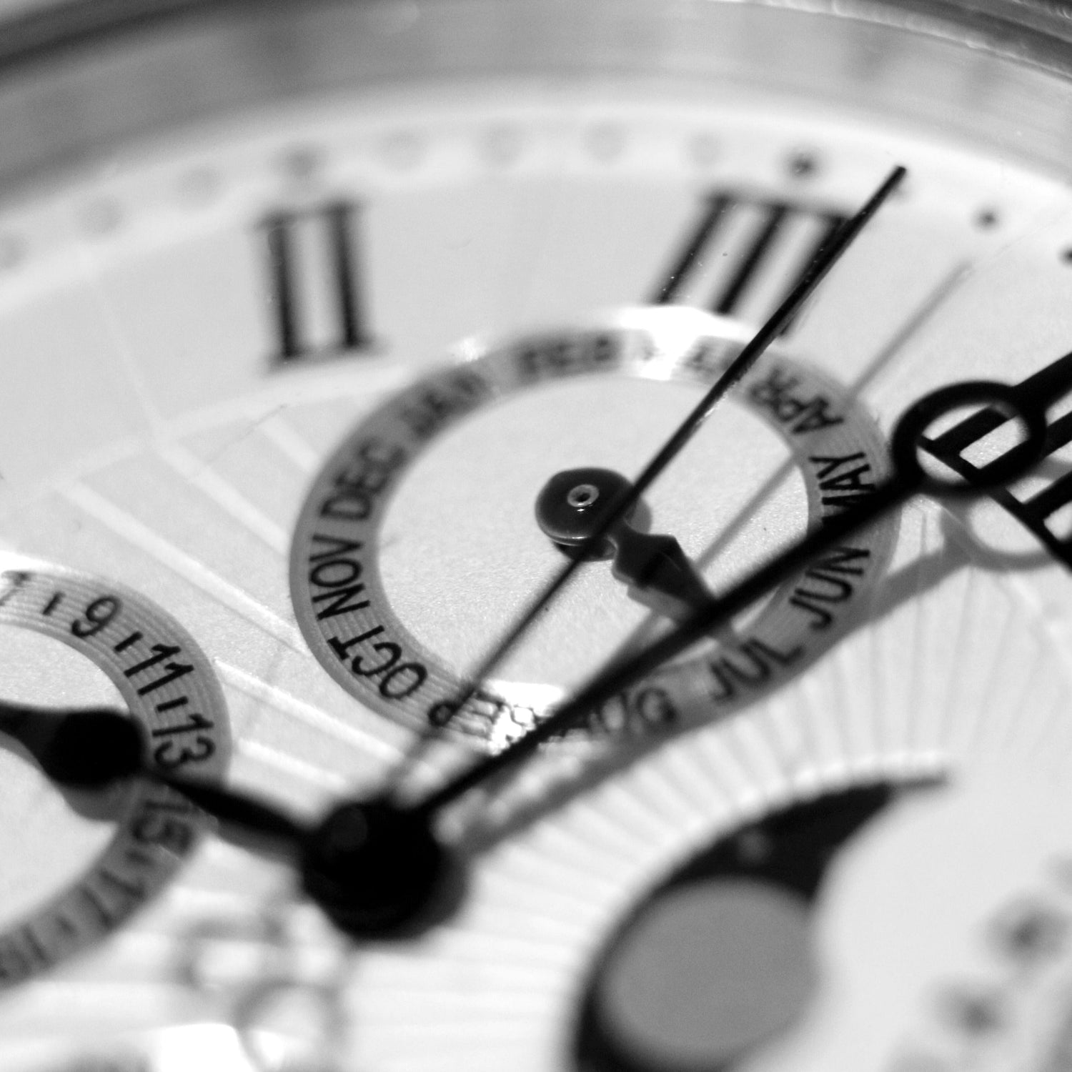 women_men_online_shop_jewelry_hour