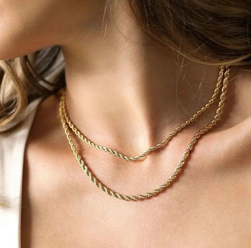woman-man-teen-textured-Stylish-accessory-jewelry