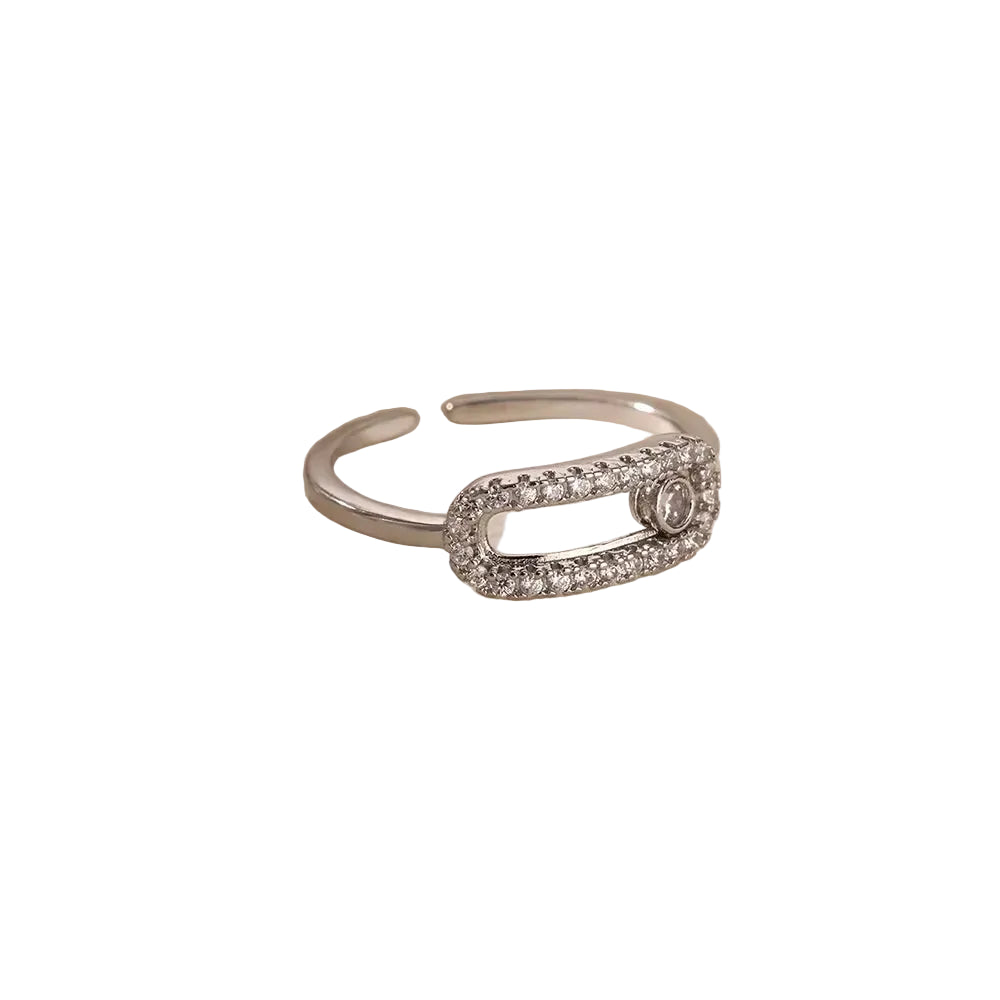 woman-man-teen-minimal-linked-shape-jewelry